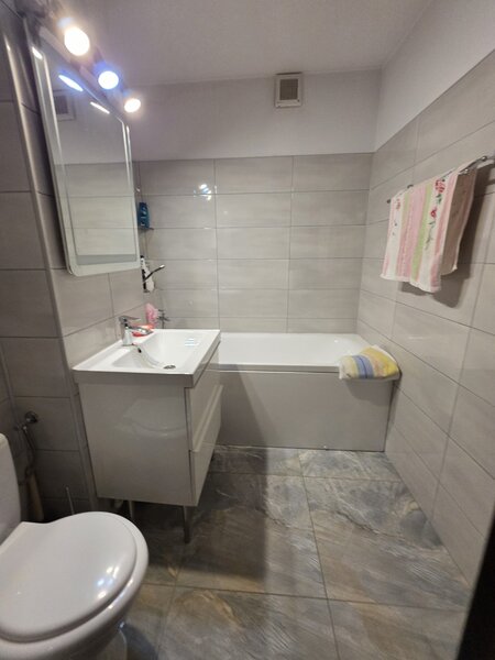 Dristor, chiar la gura de metrou, 5 minute mall Park Lake si parc IOR,