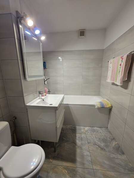 Dristor, chiar la gura de metrou, 5 minute mall Park Lake si parc IOR,